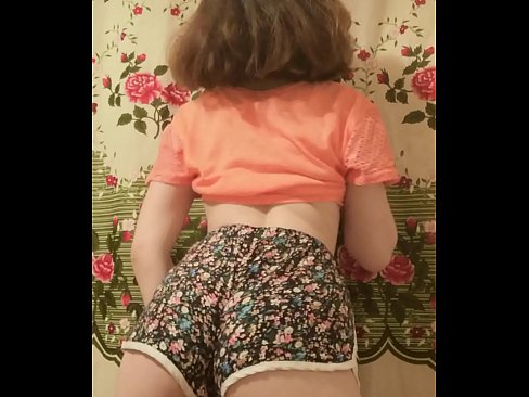 ❤️ Sexy young babe stripping off her shorts on camera ️❌ Just porn at us ️❤
